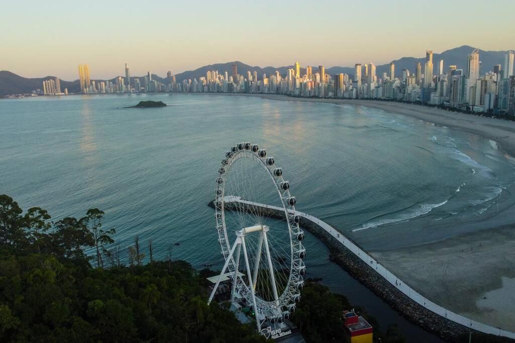 Ap Balneario Camboriu - Proximo Roda Gigante Exterior foto